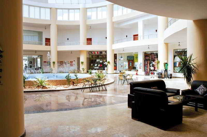 Three Corners Equinox 4*