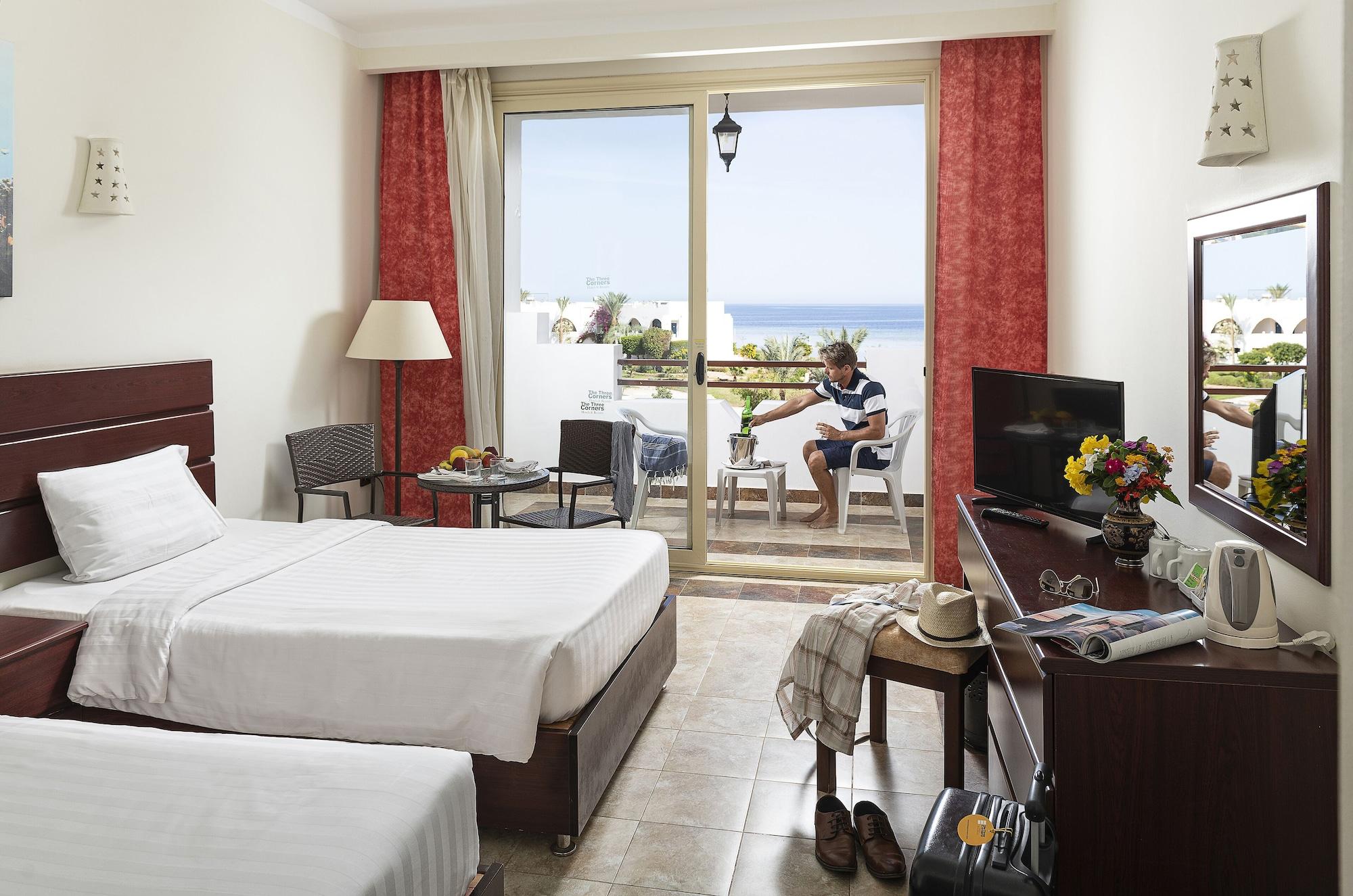 Three Corners Equinox Station touristique 4*