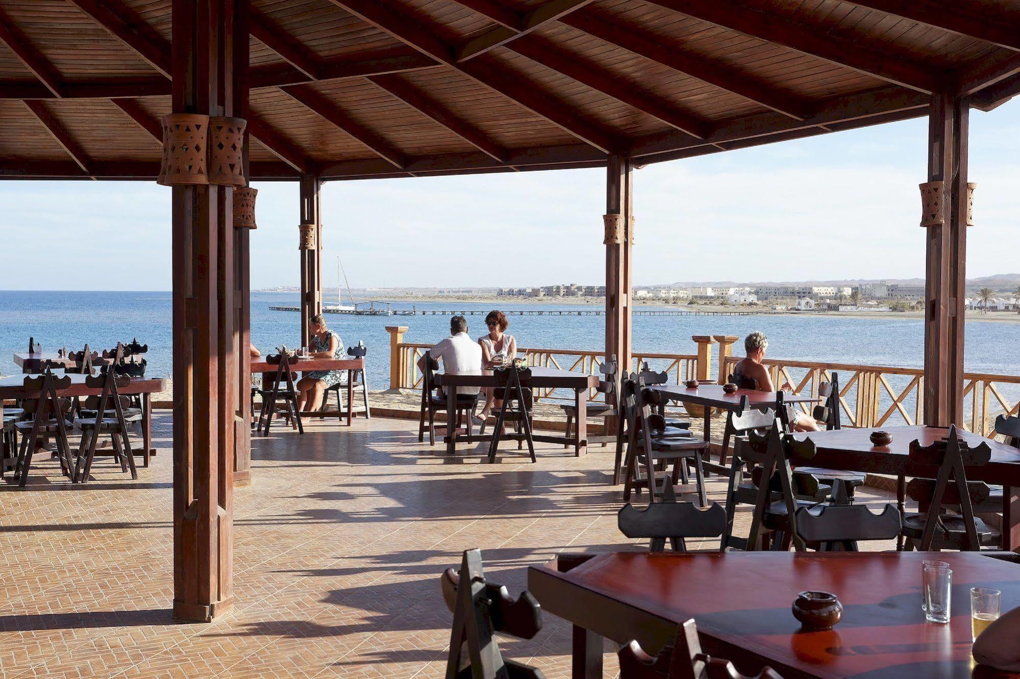 Three Corners Equinox Resort 4*