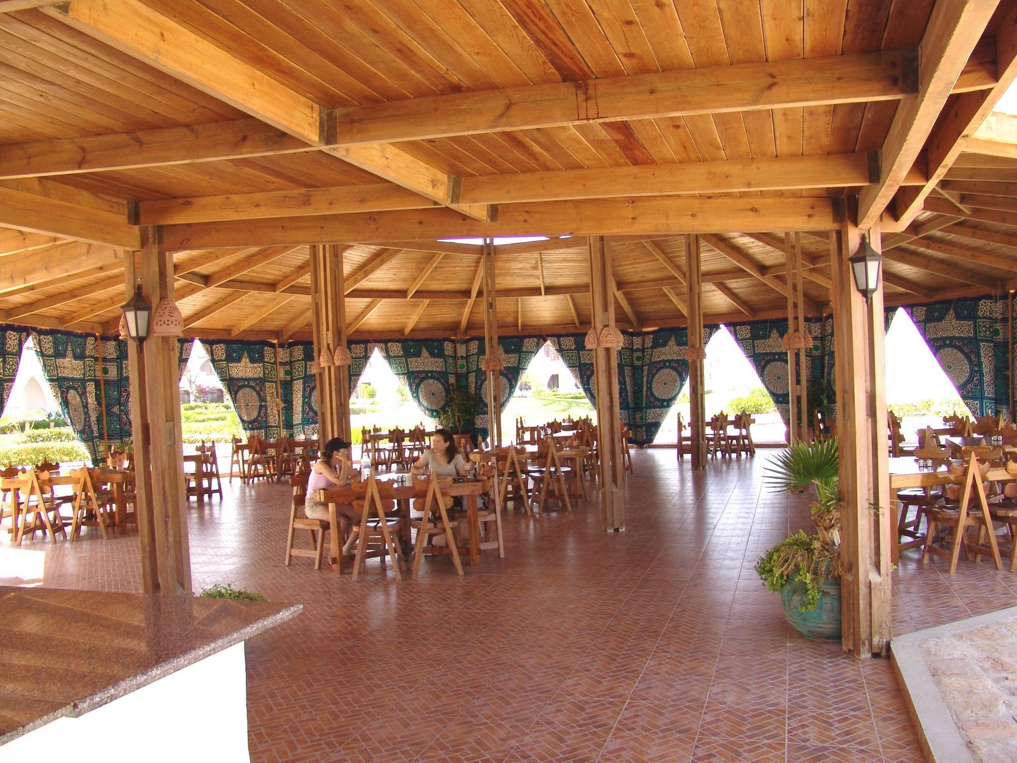 Three Corners Equinox Station touristique 4*